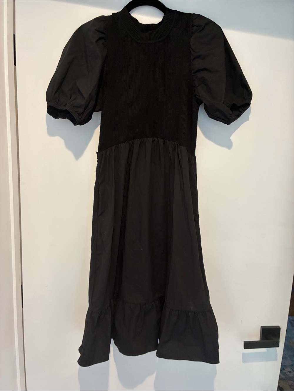 Woman’s Black Puff-Sleeve Midi Dress Size Medium